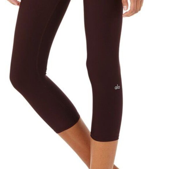 High Waist Airlift Capris in Oxblood - Picture 2 of 5